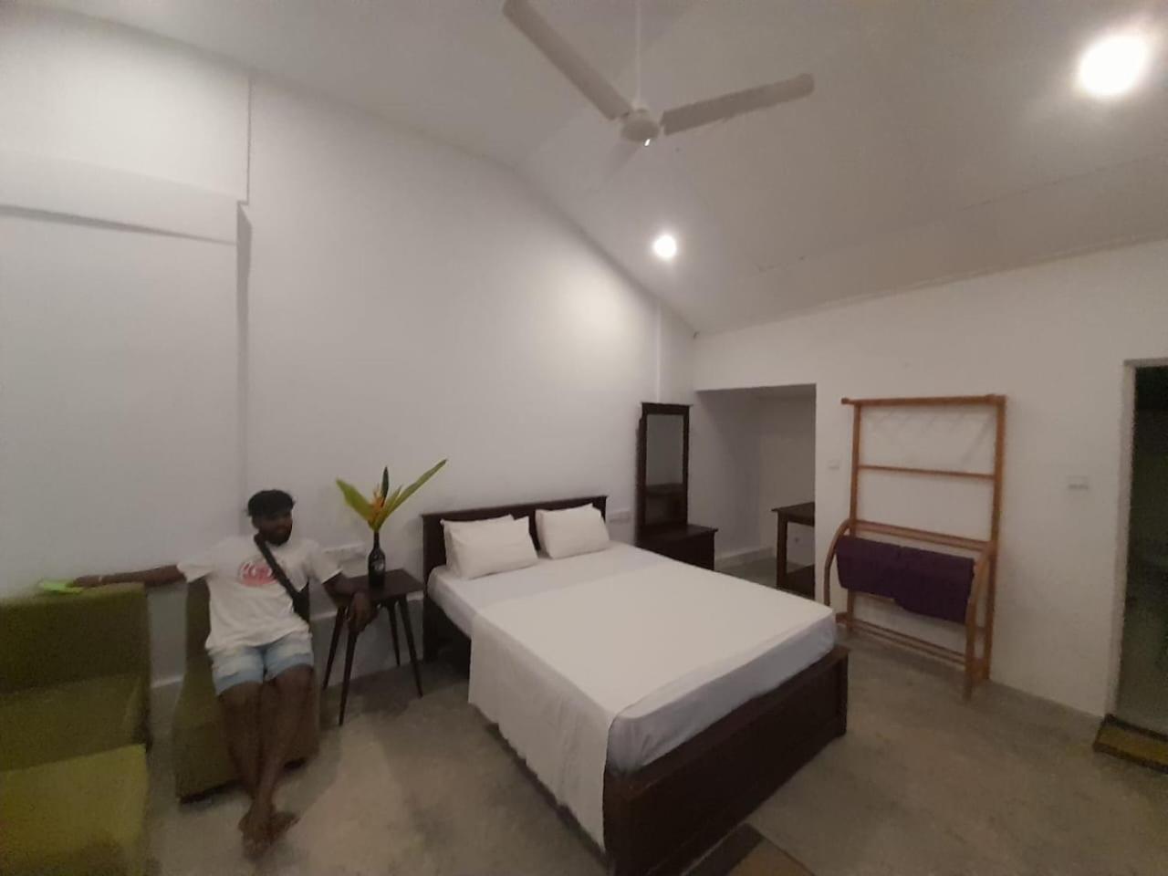 Sooriya Villa Talpe Habitación foto